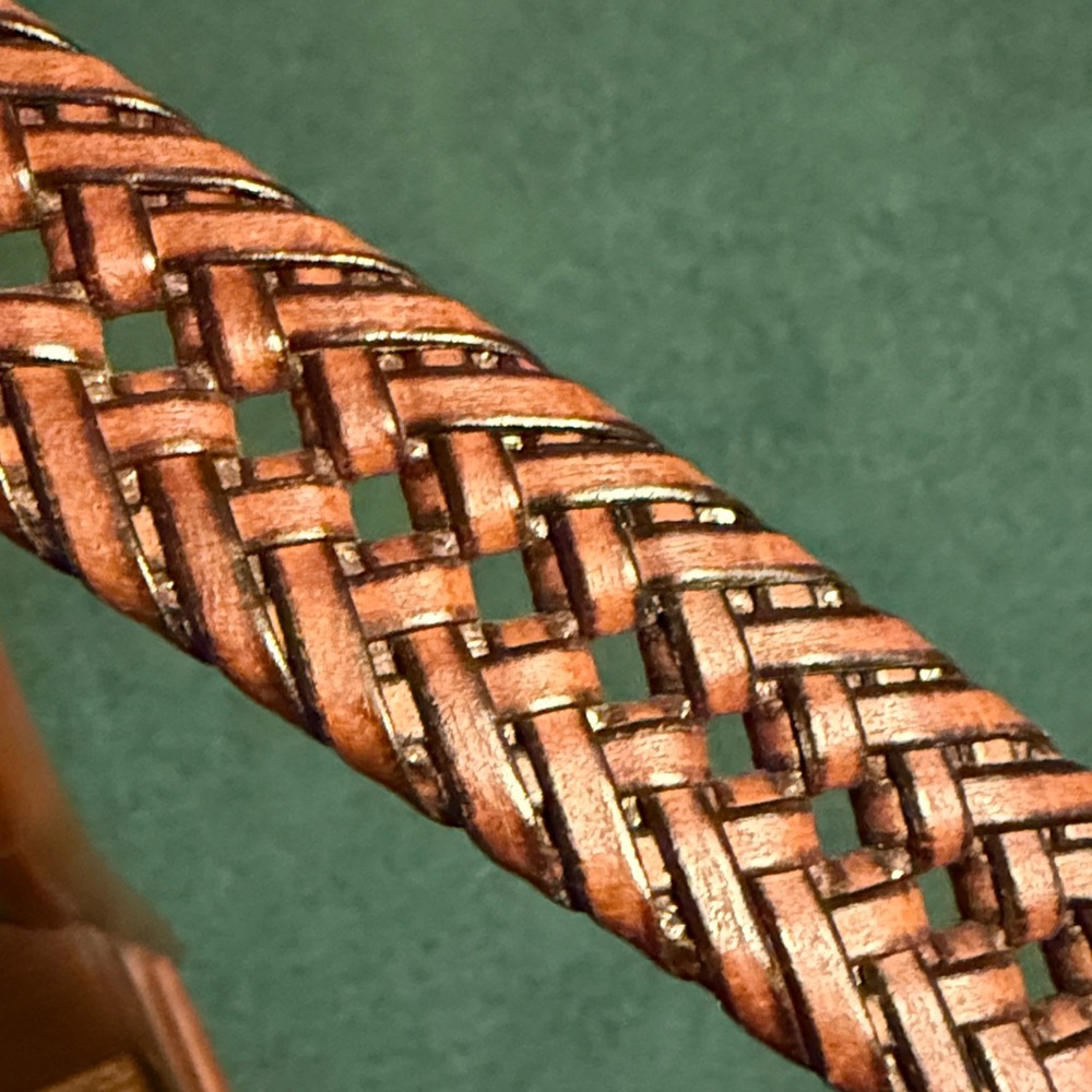 Braided brown leather unisex belt 51” long, gold tone buckle size 42 (XL) NWOT - Picture 4 of 11